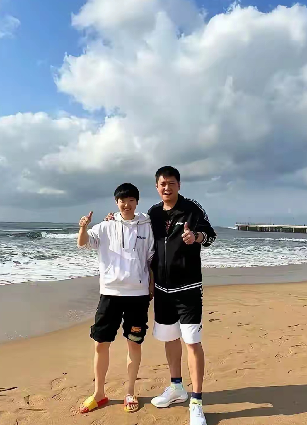 关于卡尔蒂斯教练组强化体能训练，备战关键战的信息