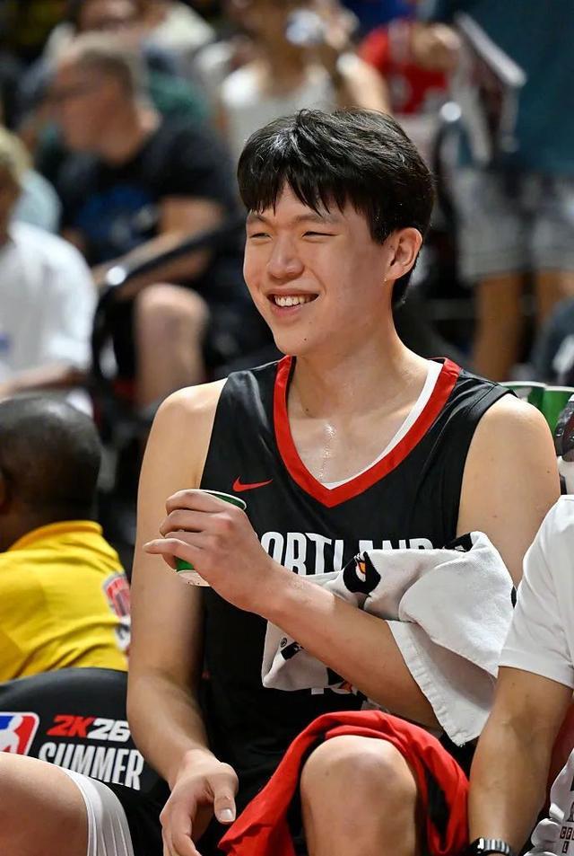 杨瀚森首秀兑现下饭承诺三分护筐妙传一个都没少