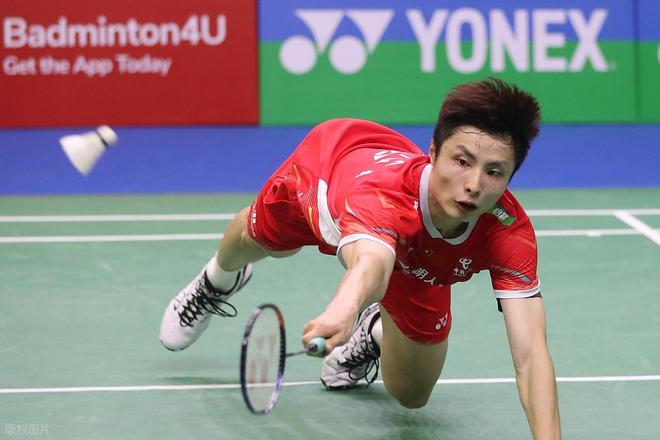 石宇奇2-0复仇欧洲冠军日本封王比肩林丹的简单介绍